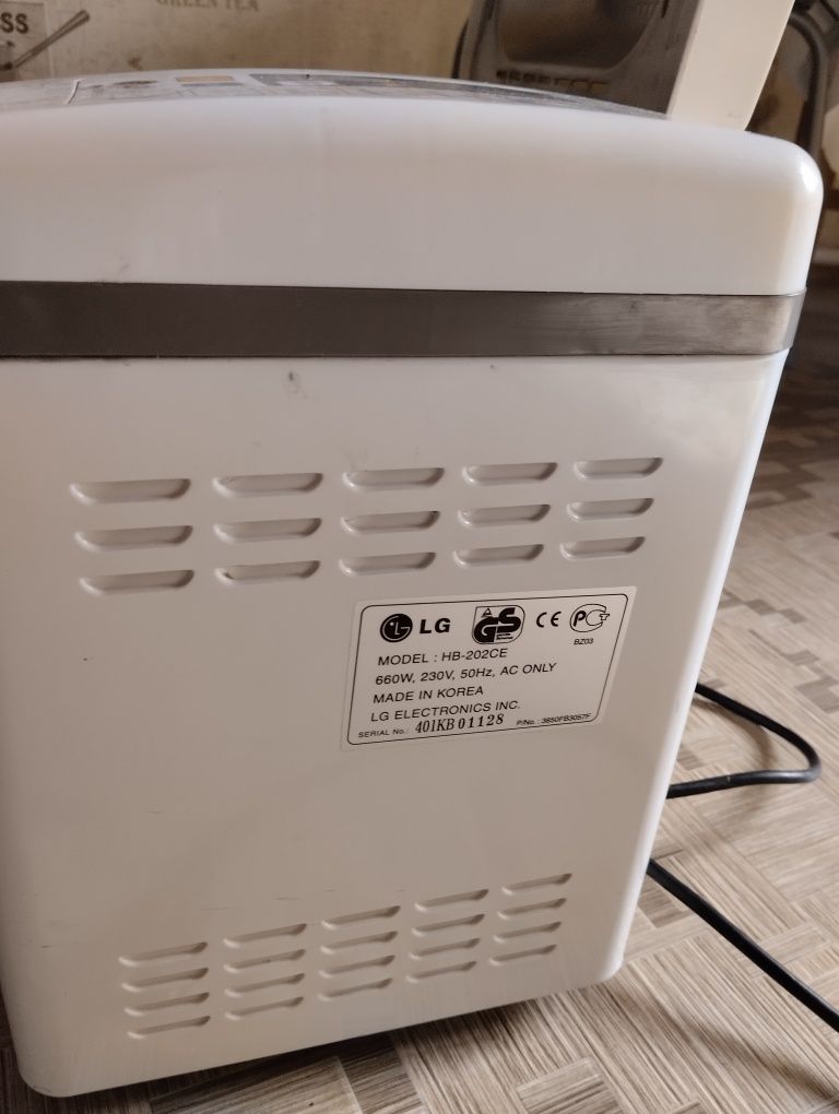 Мини хлебопечка Lg