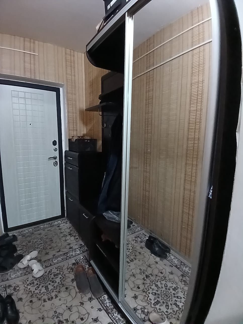Шкаф прихожая бу