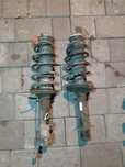 Стойка амортизатора передняя Volkswagen Golf IV Bora 97-05 цена за 2шт