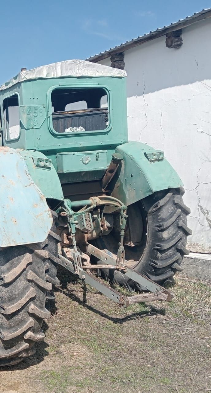 Продам трактор Т40