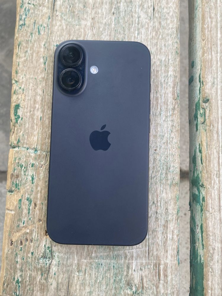 Iphone 16 черный