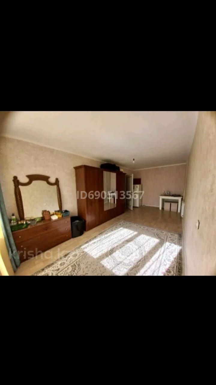 Бір бөлмелі овщежития сатылады.