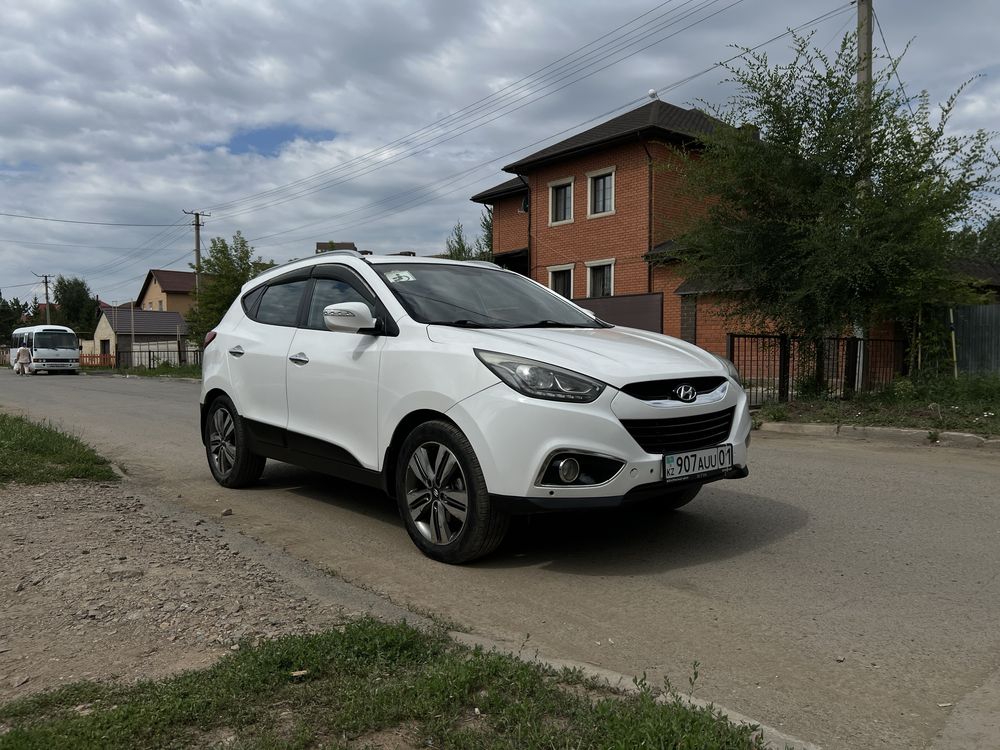 Хюндай тюксон 14год, полный привод