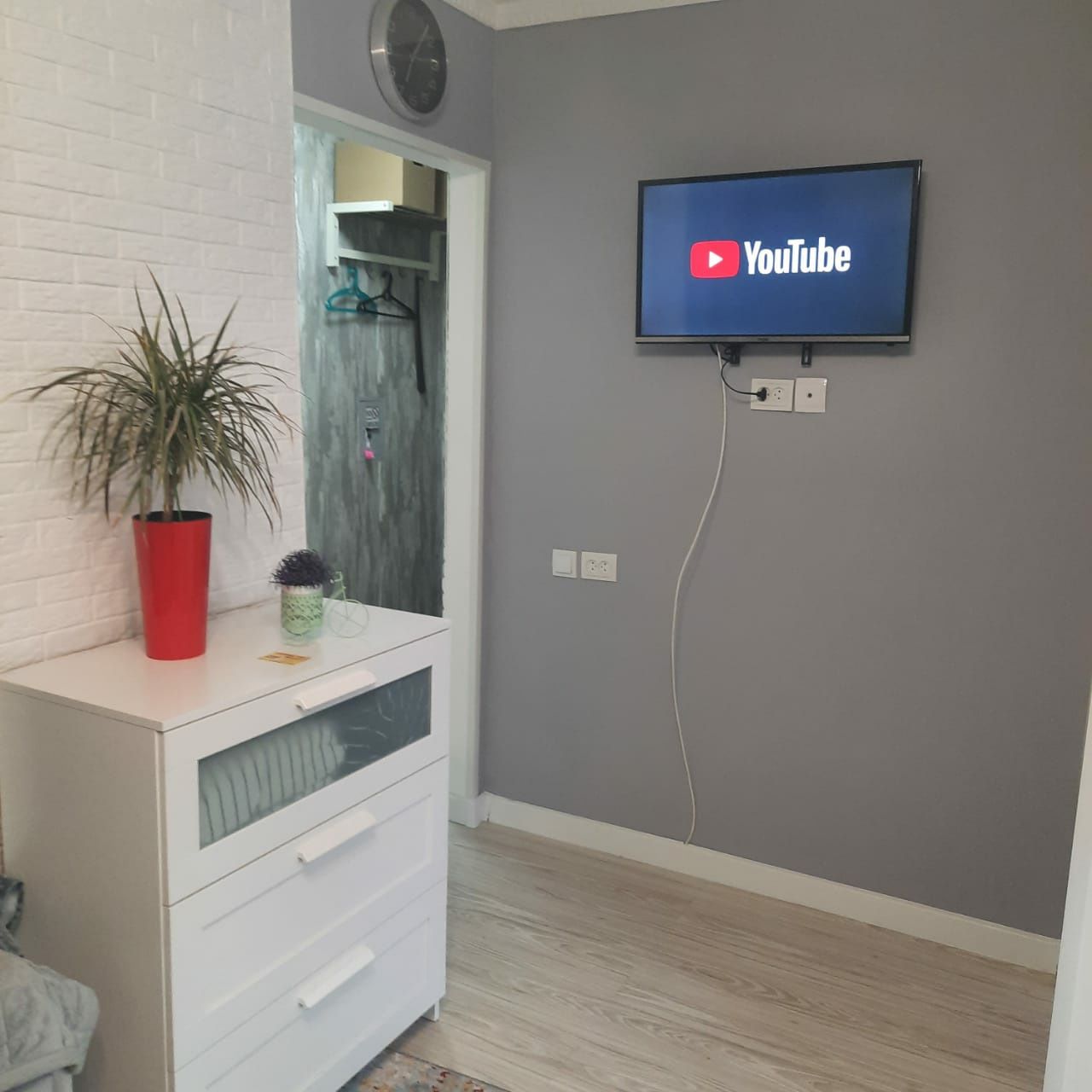 Сдается 1-ком кв Люкс в центре, на 45м