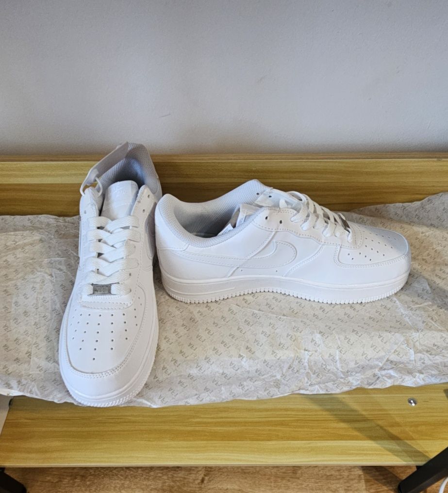 Кроссовки Nike  Air Производство Вьетнам