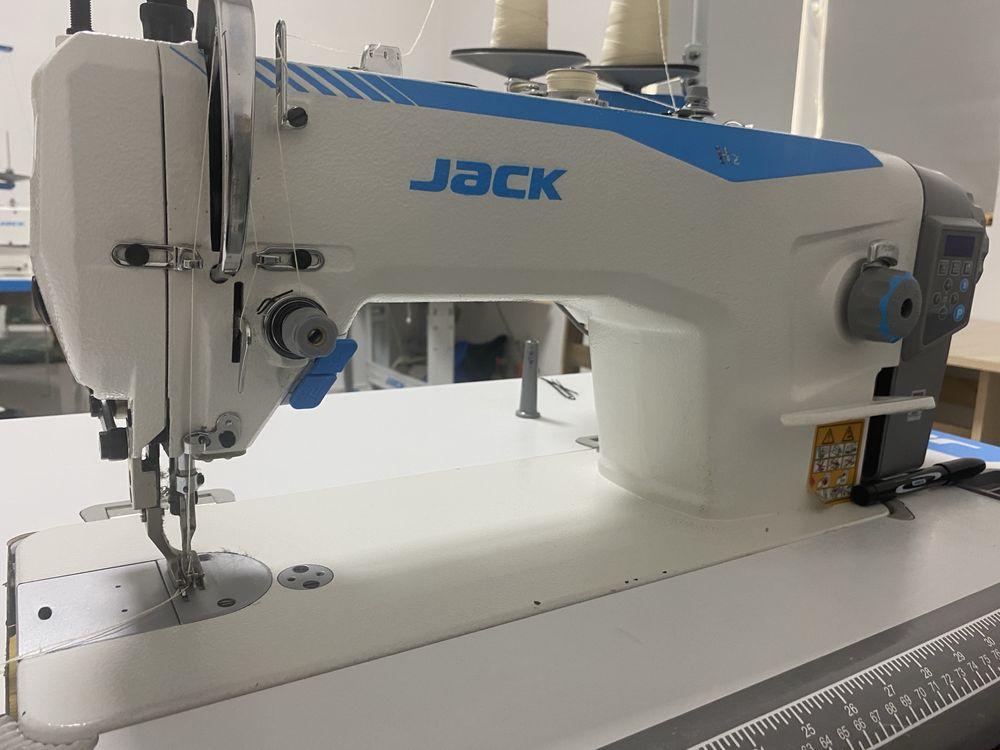 Промышленные швейные машины Jack H2, BAOYU BML-0302CX и JIN NA-11UT