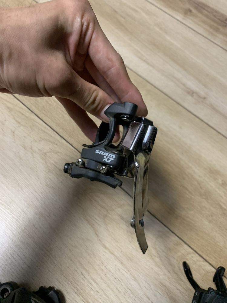 Продается SRAM X7 групсет