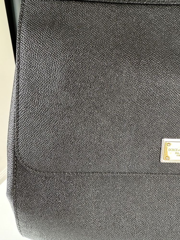 Продам оригинальную сумку Dolce & Gabbana Sicily (большая)