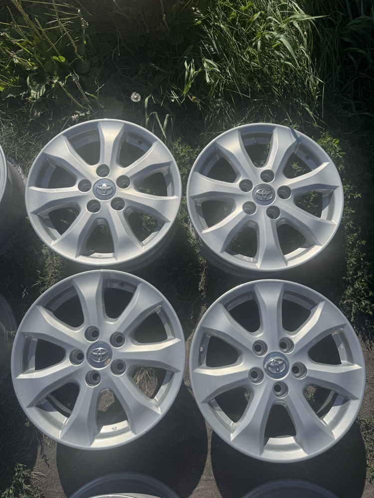 Диски R16 5/114,3 original toyota