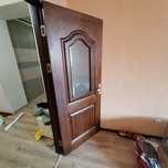 Продам двери в хорошем состоянии