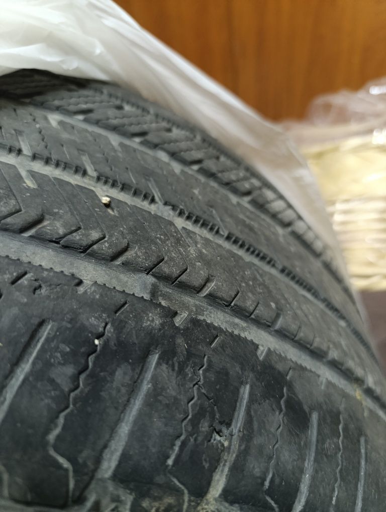Продаю срочно Автошины Размер 21/45/285