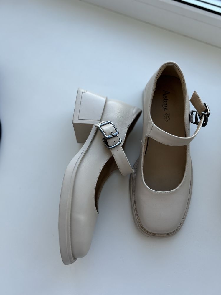 Продам 37 -38  р.