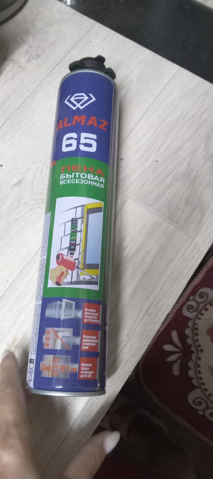 Продам две монтажные пены