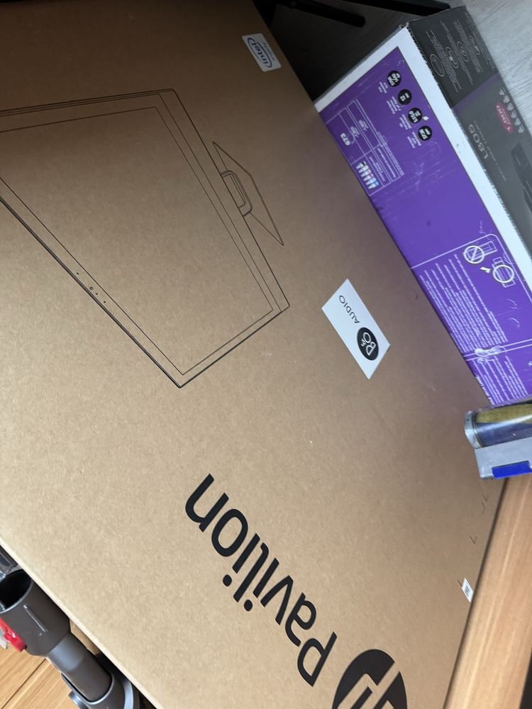 Моноблок HP Pavilion All-in-One 27-r0xx