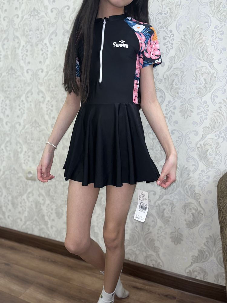 Продам купальники закрытые Новые