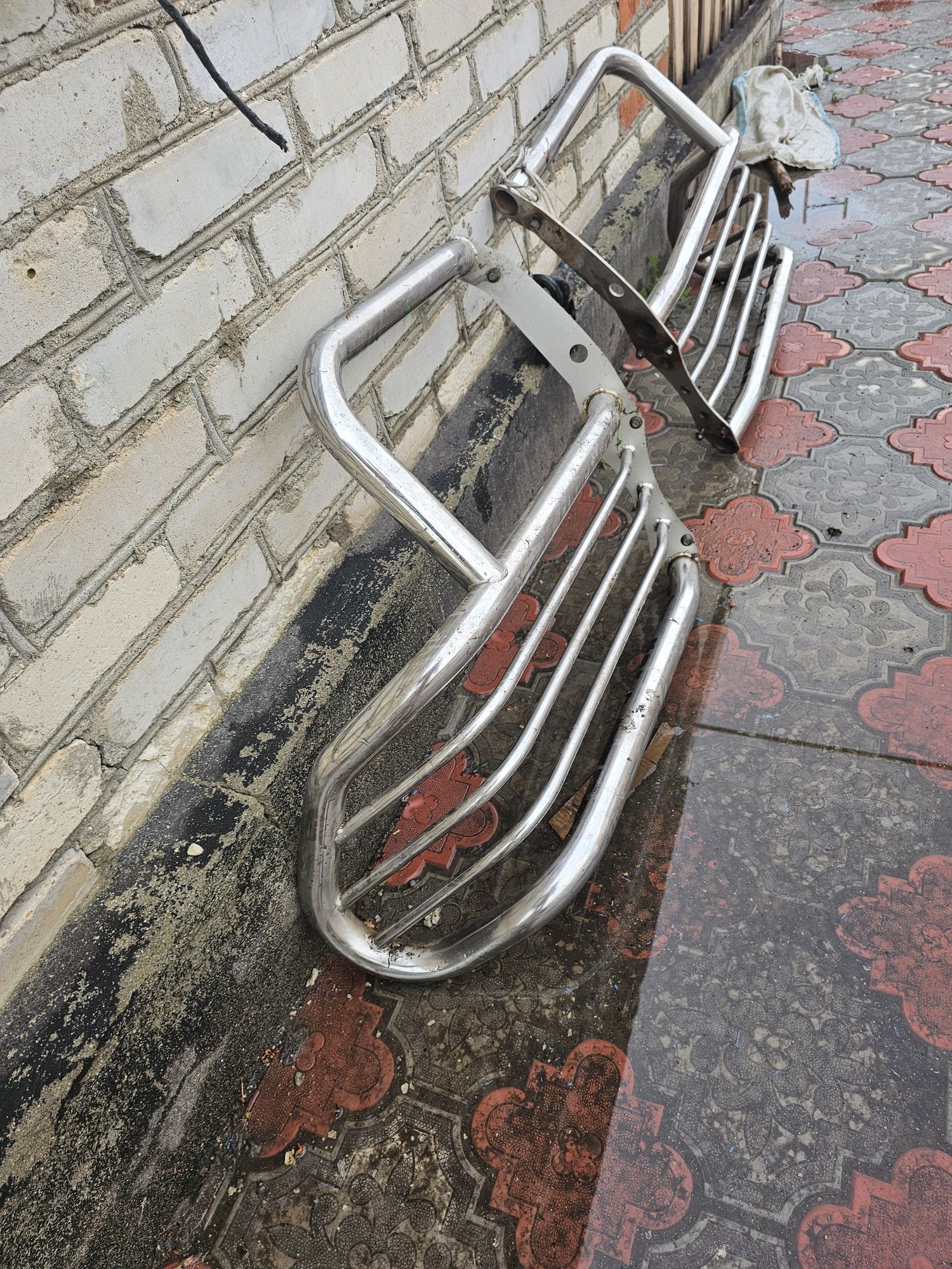 Кенгурятник без центра