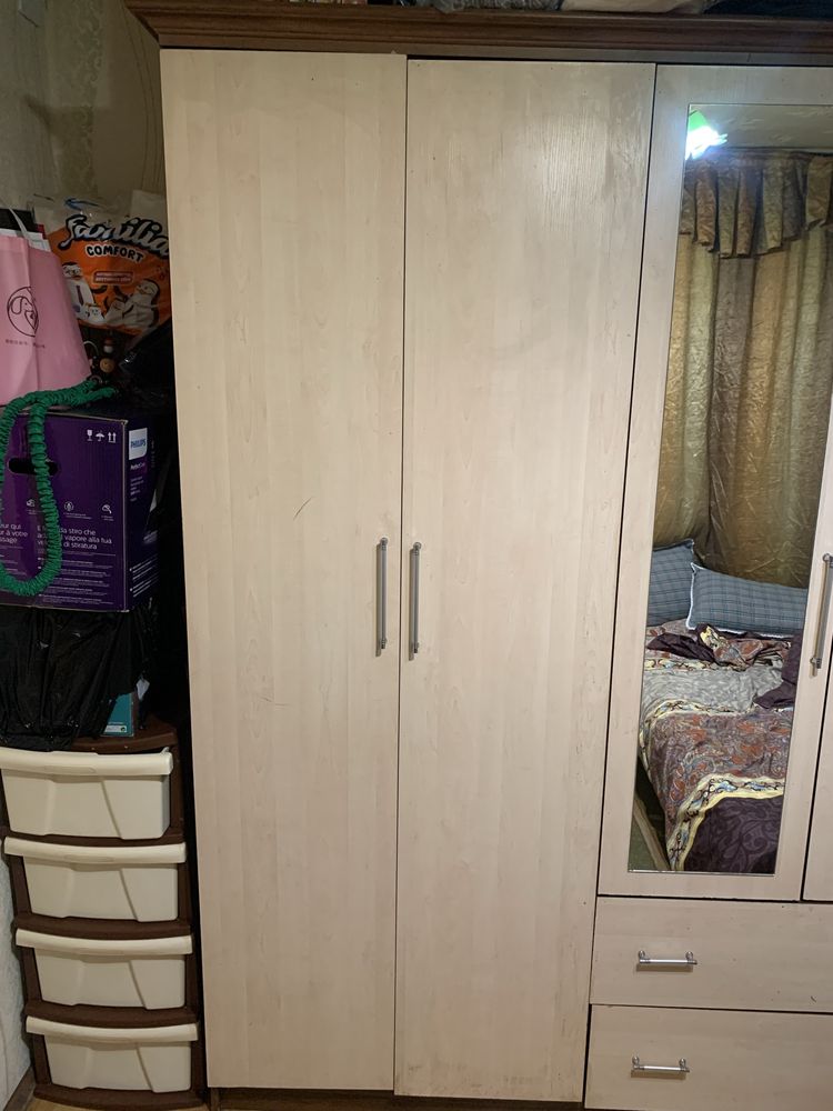 Продам шифонер, кровать