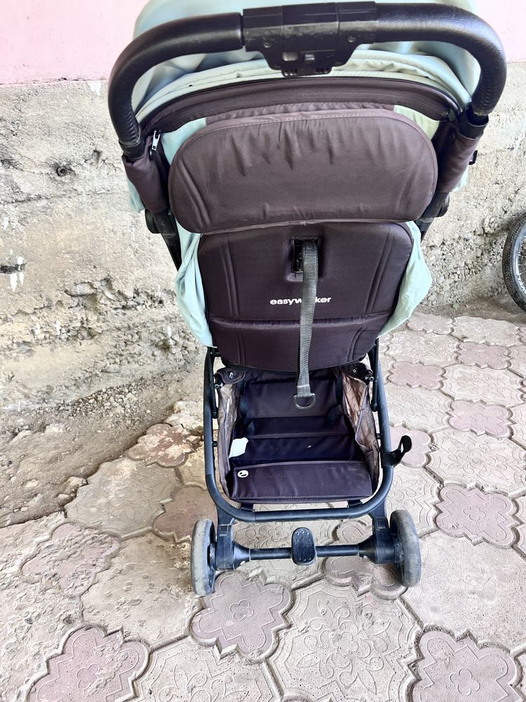 Easywalker Miley коляска — компактная, в хорошем состоянии + подарок