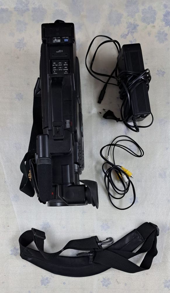 Ретро камера Panasonic M3500 с VHS, питание, ремень