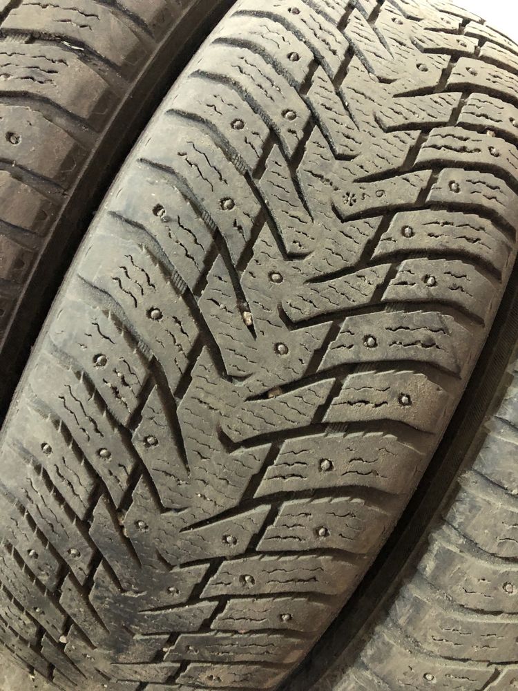 Продам резину зимнюю Nokian hakkapeliitta 8
