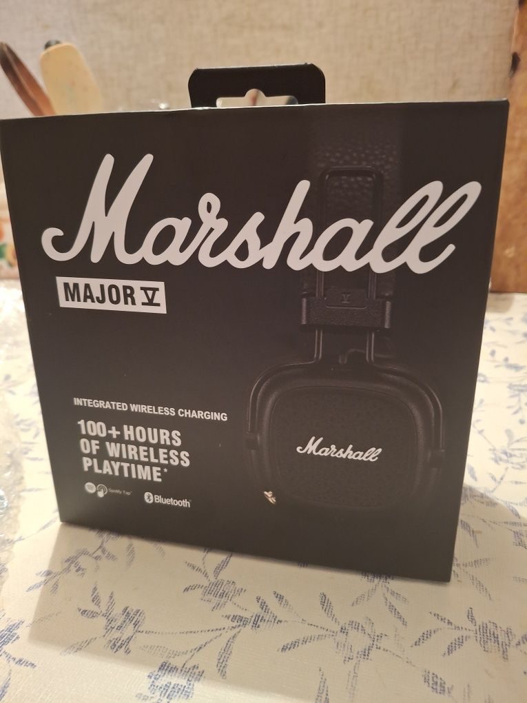 Продам наушники Marshall major v