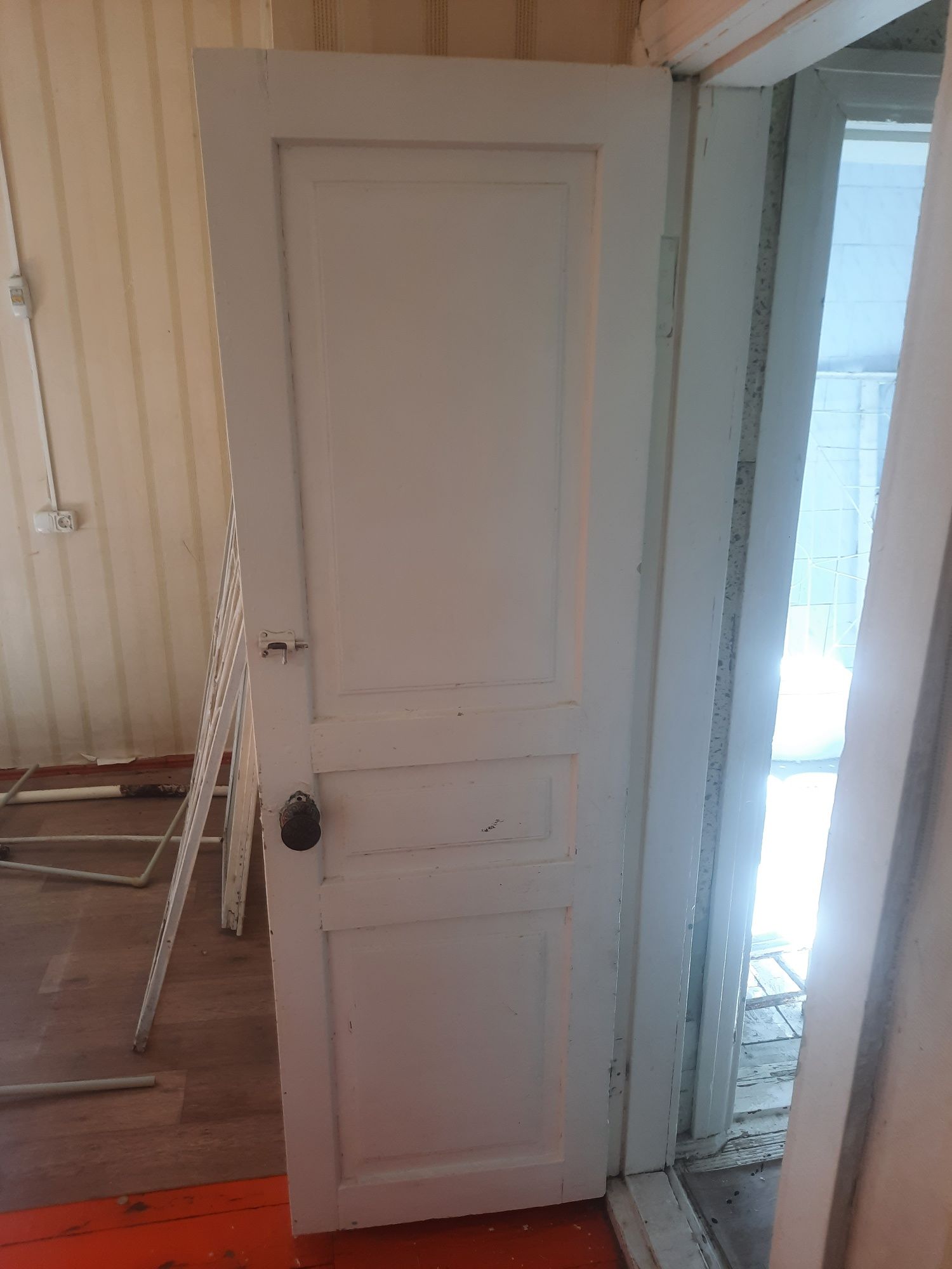 Дверь советские, дерево продам