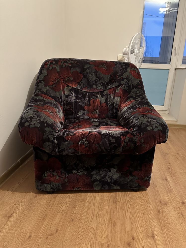 2 коесла продам срочно
