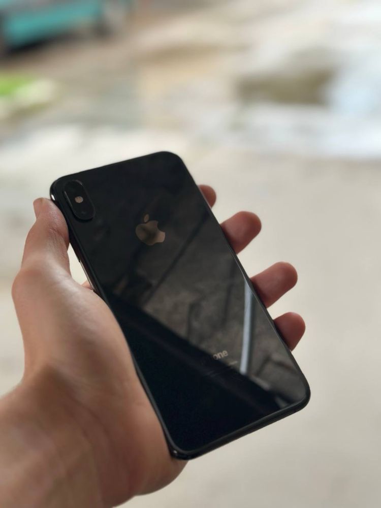 Iphone xs max 64гб в хорошем состояние