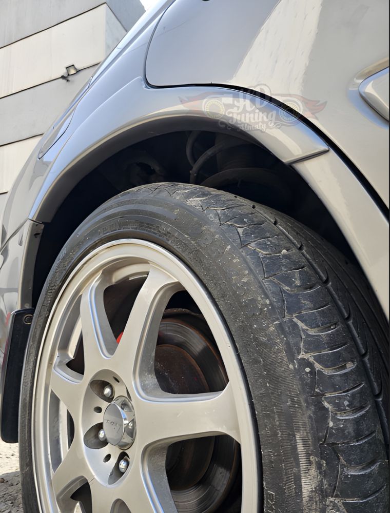 Фендера на крылья V1 Subaru Legacy BG/BD