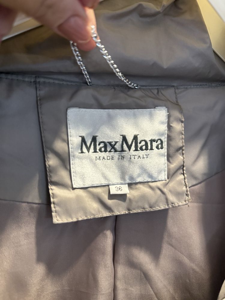 Продам куртку MaxMara