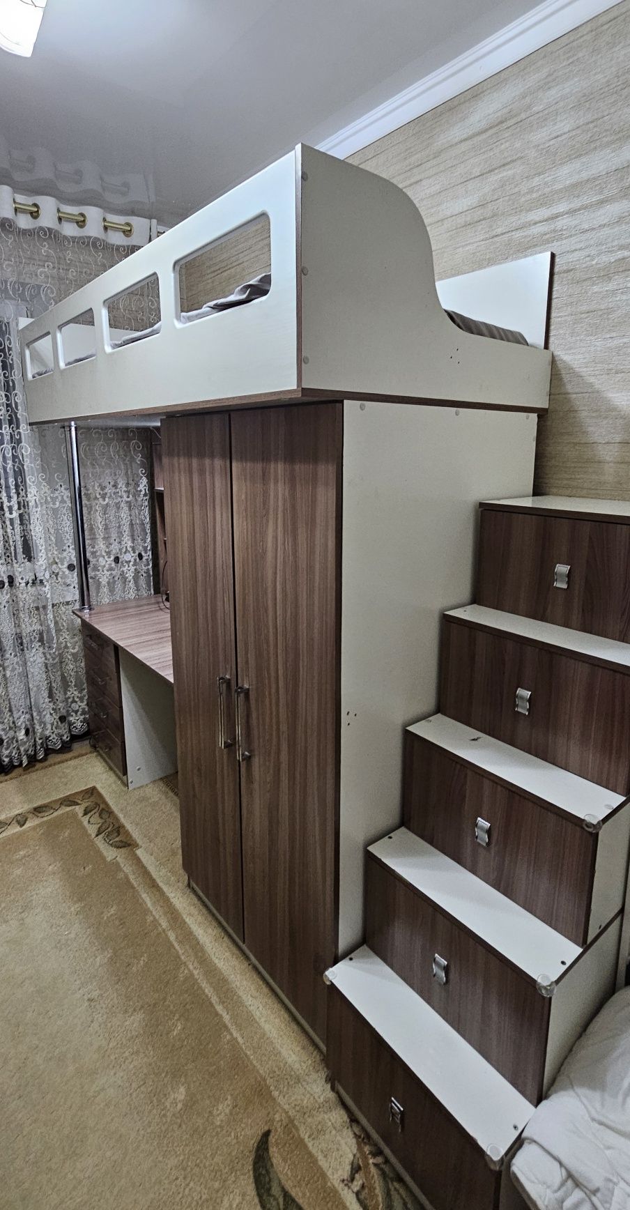 Кровать подростковая