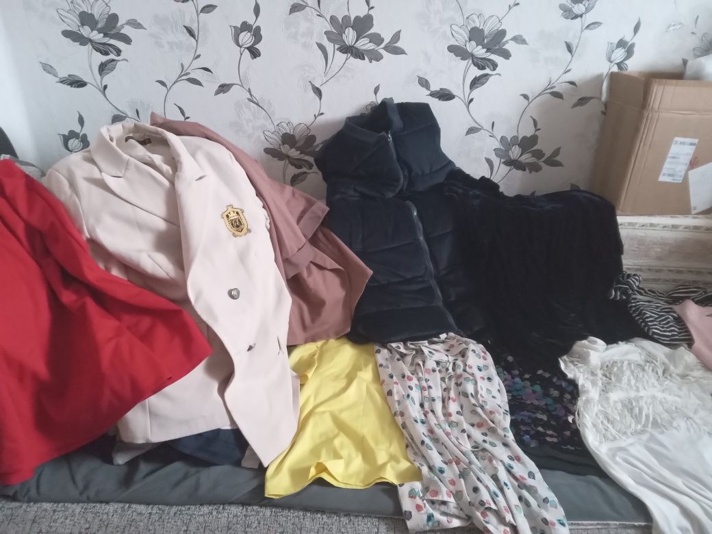 Продам по 1000 каждую