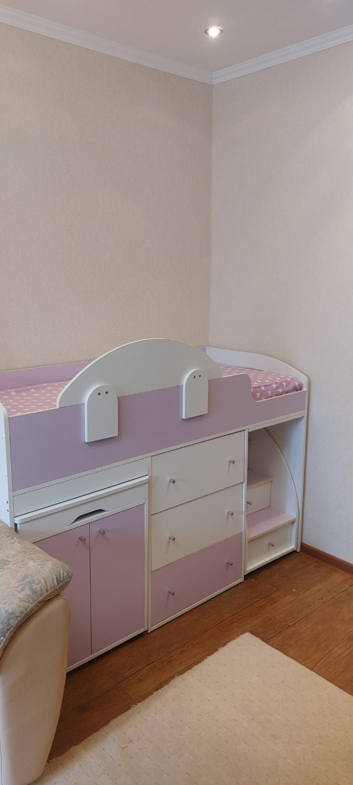 Детская кровать-чердак для девочки  3 - 9 лет