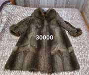 Шуба в идеальном состояние за 10000 тенге.
