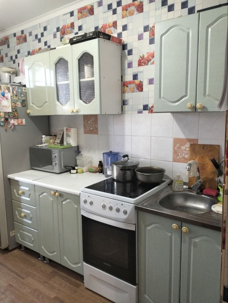 Продаю кухонную мебель