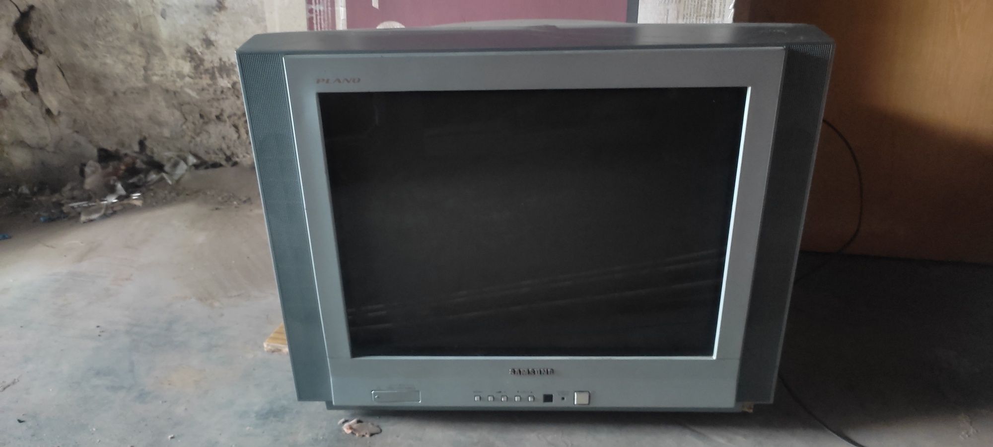 Телевизор samsung