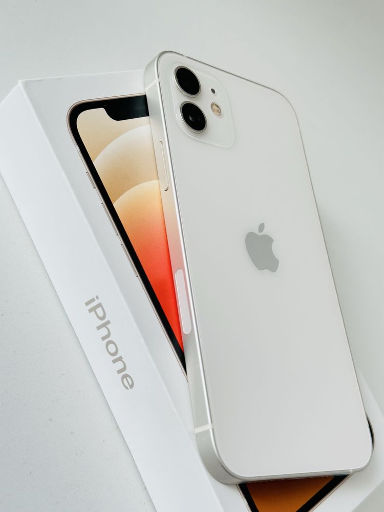 iPhone 12 В отличном состояний