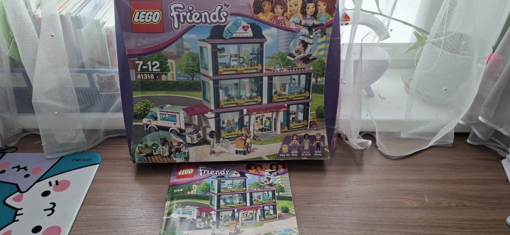 LEGO Friends Клиника Хартлейк Сити