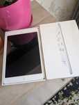 Продам iPad mini в отличном состоянии.