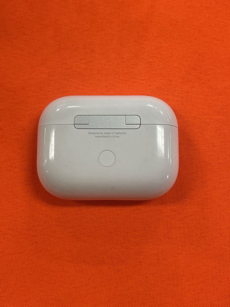 Кейс Airpods 2 Pro оригинал