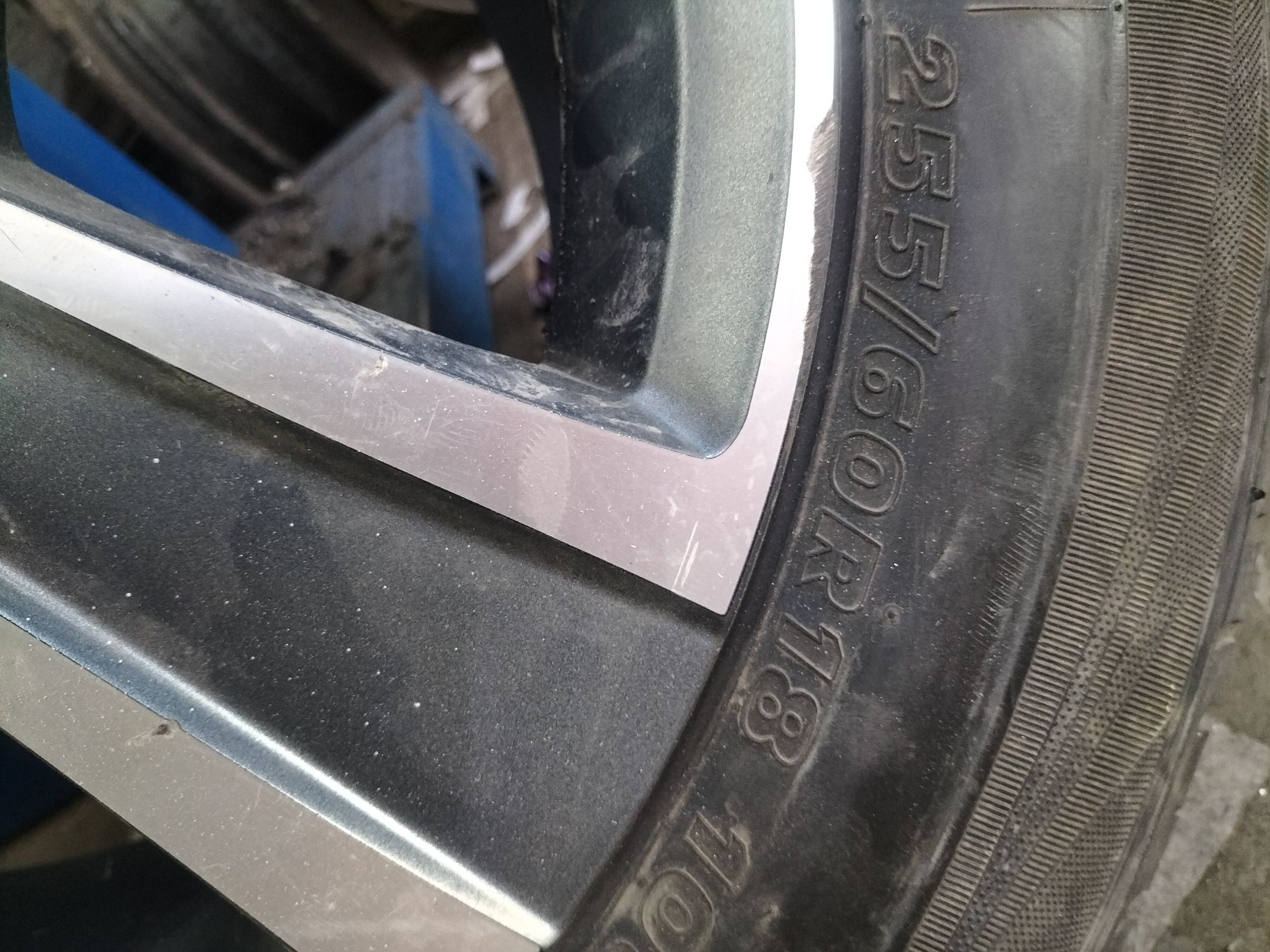 Запасное колесо Ауди Q7
