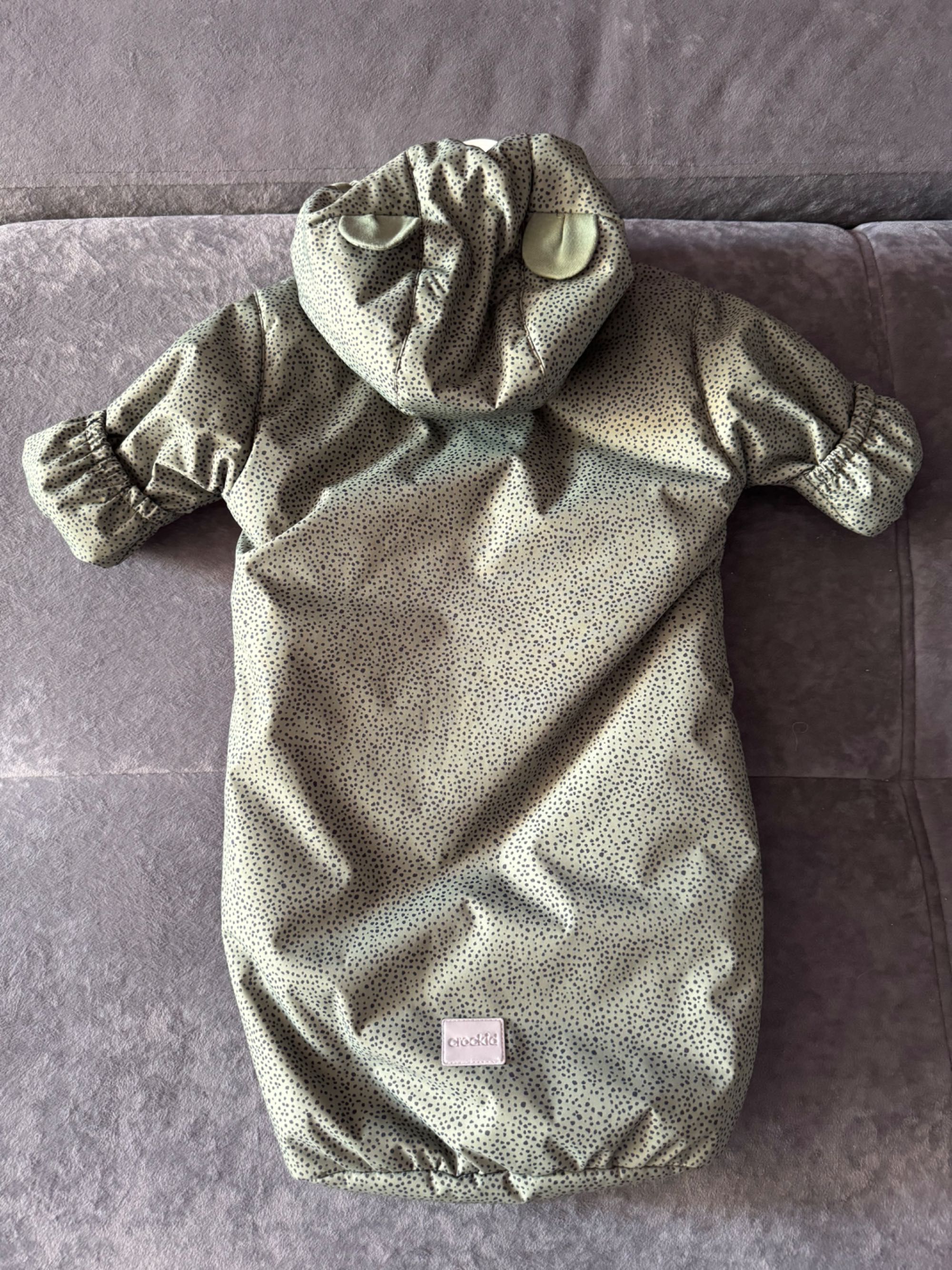 Продам детский комбинезон фирмы crockid