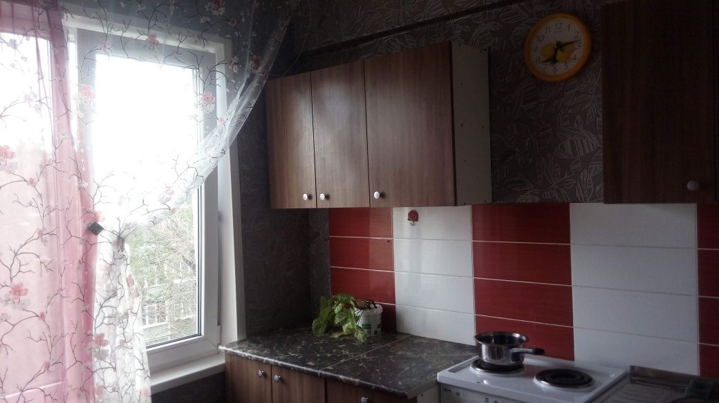 Срочно. Продается 2х комнатная квартира р.н б.Гагарина.