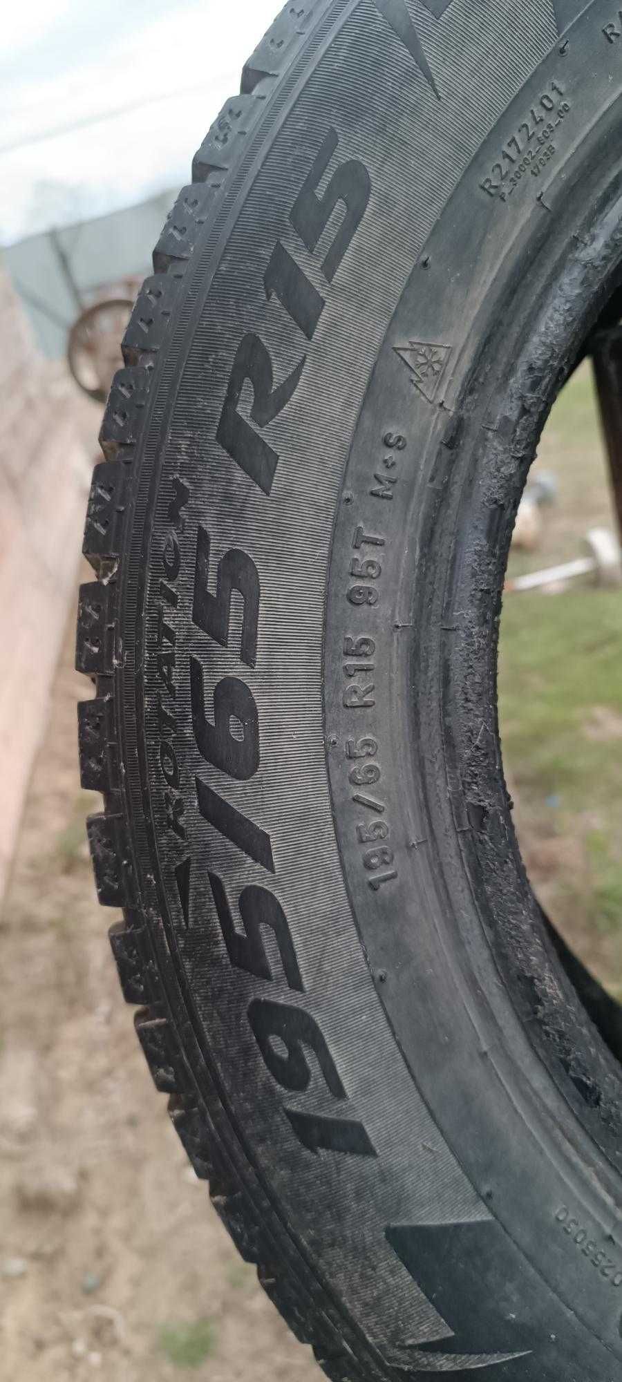 продам зимние колеса 195/65/15 протектор в хорошем состояни  PIRELLI