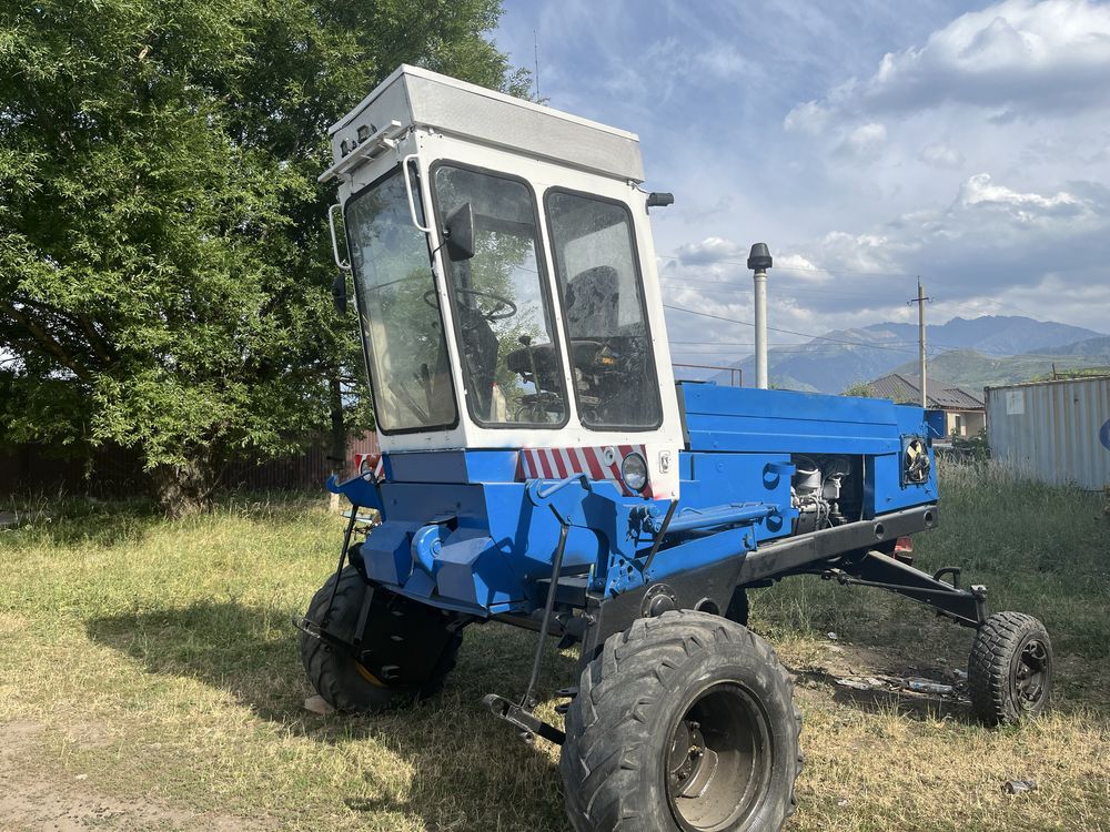 Продам комбайн E302