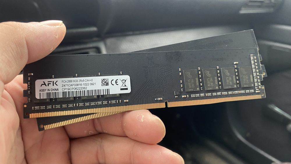 ОЗУ DDR4 8 GB 2 штука