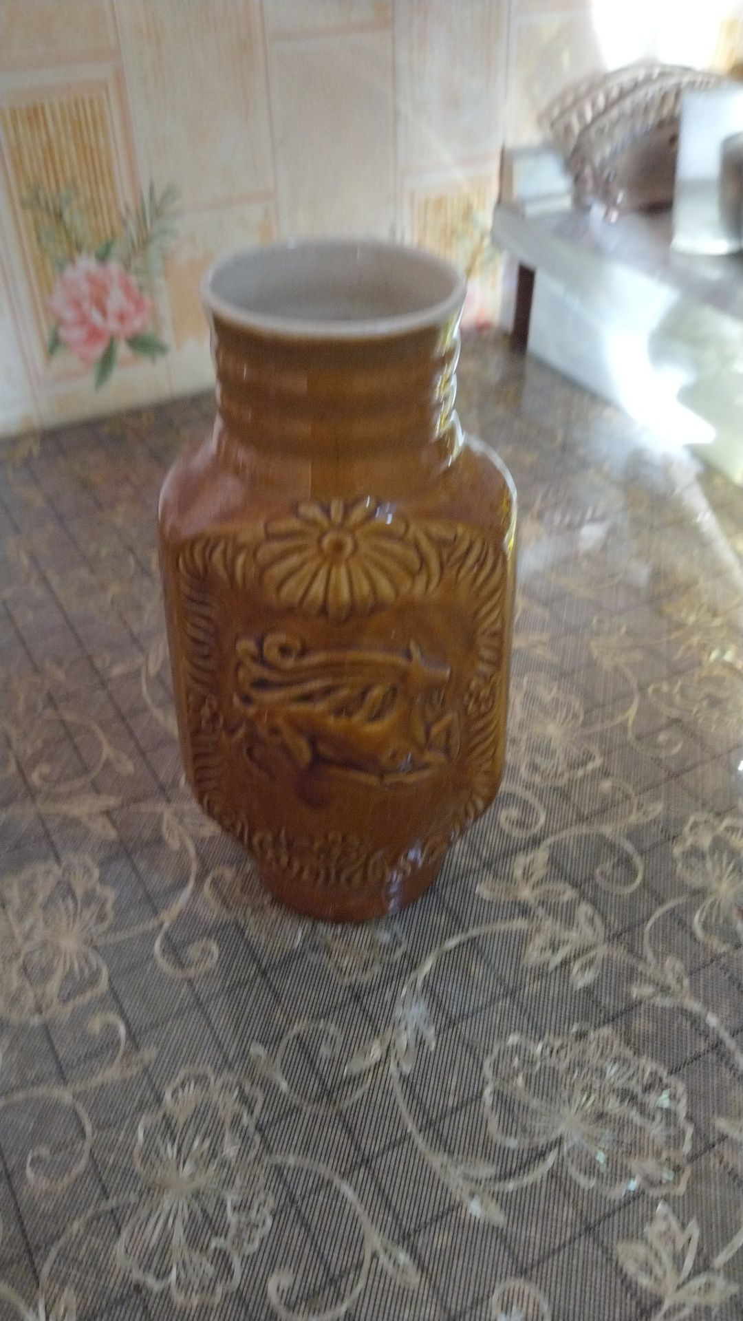 Молочник, чайный сервиз, ваза