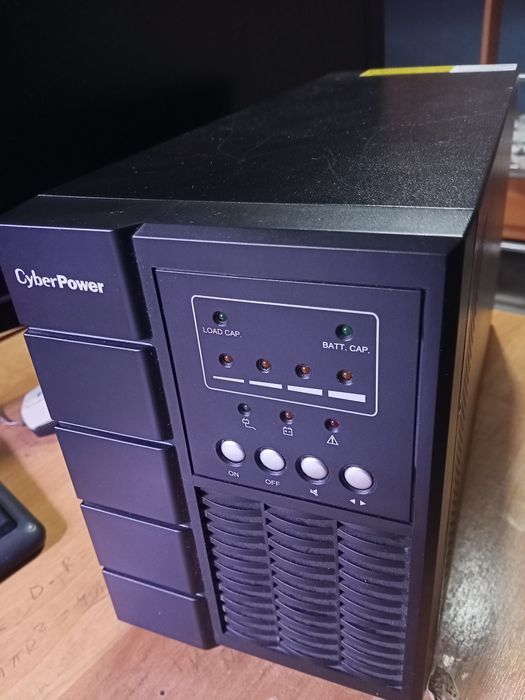 Источник Бесперебойного Питания (UPS) Cyberpower OLS2000EC