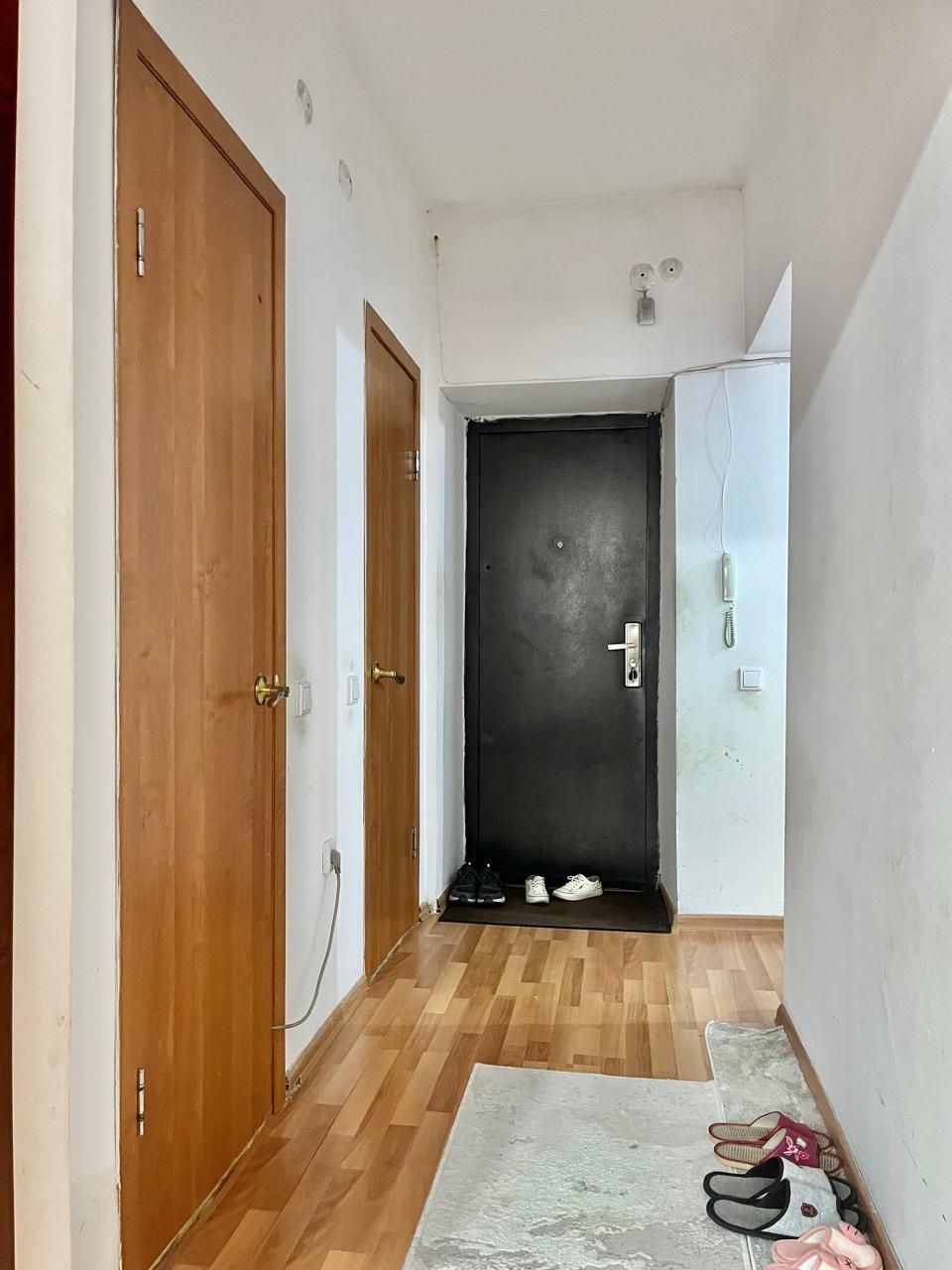Продам 2-х комнатную квартиру.57м.кв. Ул.А.Молдагуловой 17/4.