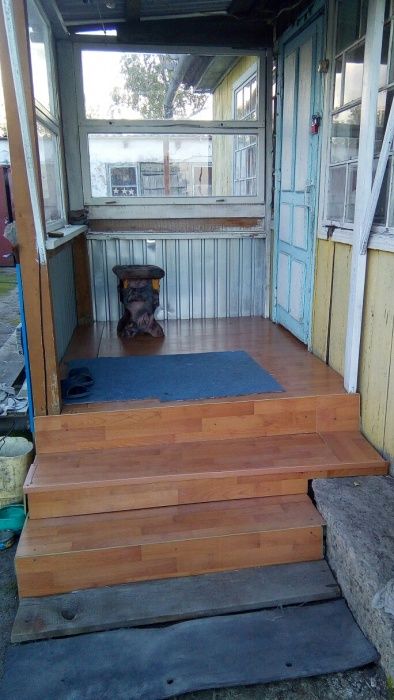 Продаю полу благоустроенный дом